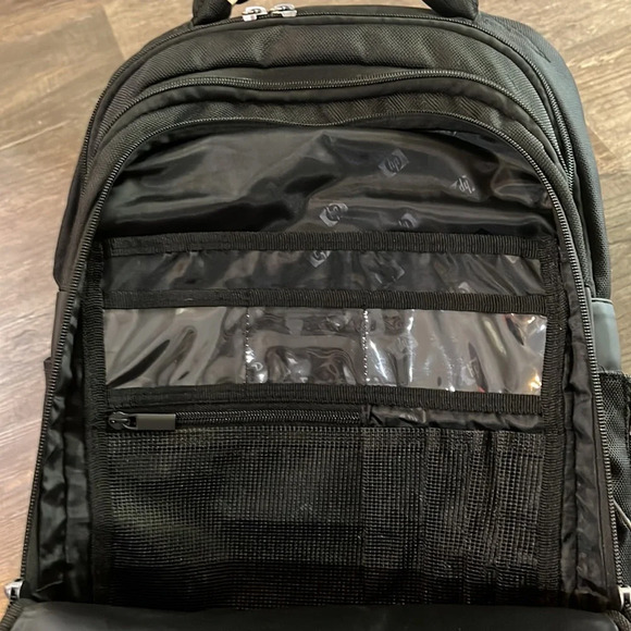 WILL NOT TAKE LESS HP Deluxe Nylon Notebook Backpack - Picture 6 of 11